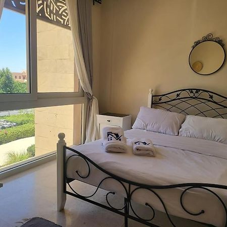 Mangroovy - 1Br Lovely Loggia Wz Marina View Apartment Hurghada Luaran gambar